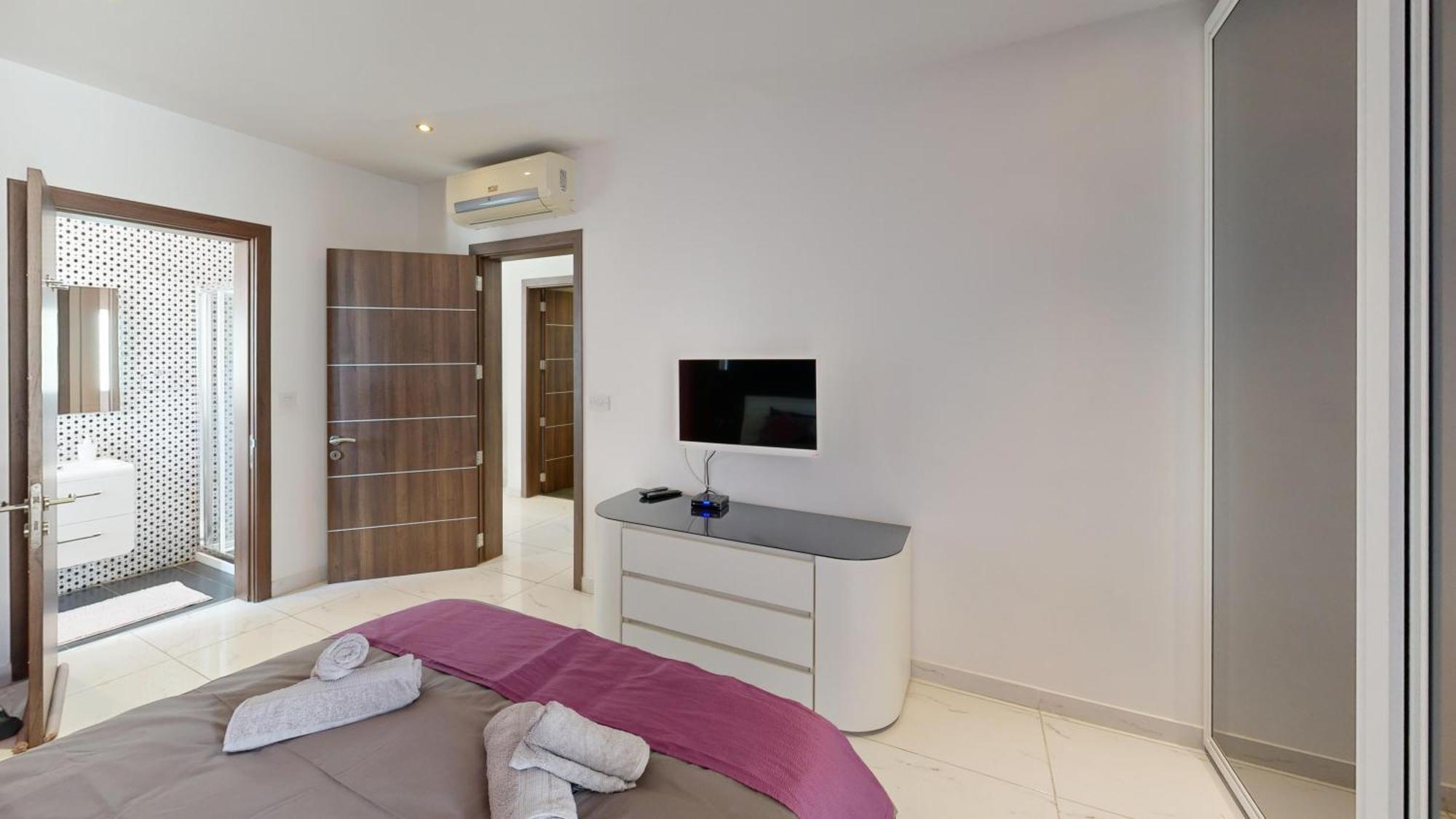 Amazing Spacious Apartment With Bbq & Jacuzzi Saint Julian's 외부 사진